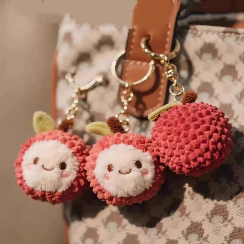 Kreativer Litchi-Schlüsselanhänger, süßer Schlüsselanhänger, modischer Früchte-Taschenanhänger, weicher, gefüllter Plüsch-Schlüsselanhänger für Kinderrucksäcke, Geldbörsen – Detail 3