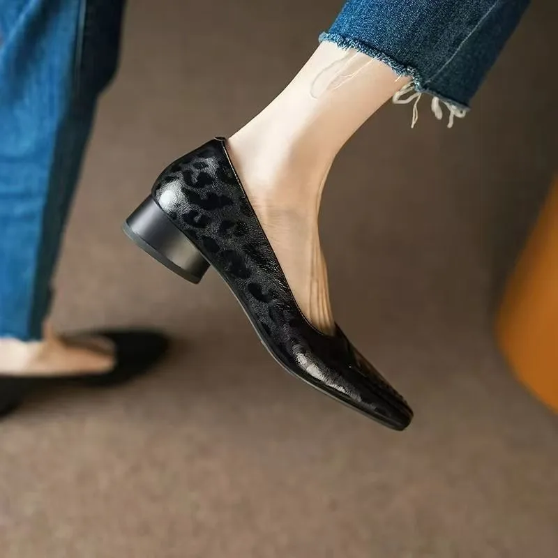 

New Square Toe Women's Thick Heel Women's Shoes Square Heel Casual Shoes Spring and Autumn Leather Low Heel Fashionable Sandals