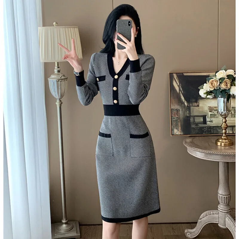 Autumn and Winter Women\'s Long Sleeved Dress High Quality Fashion Casual Commuter Knitted Dresses