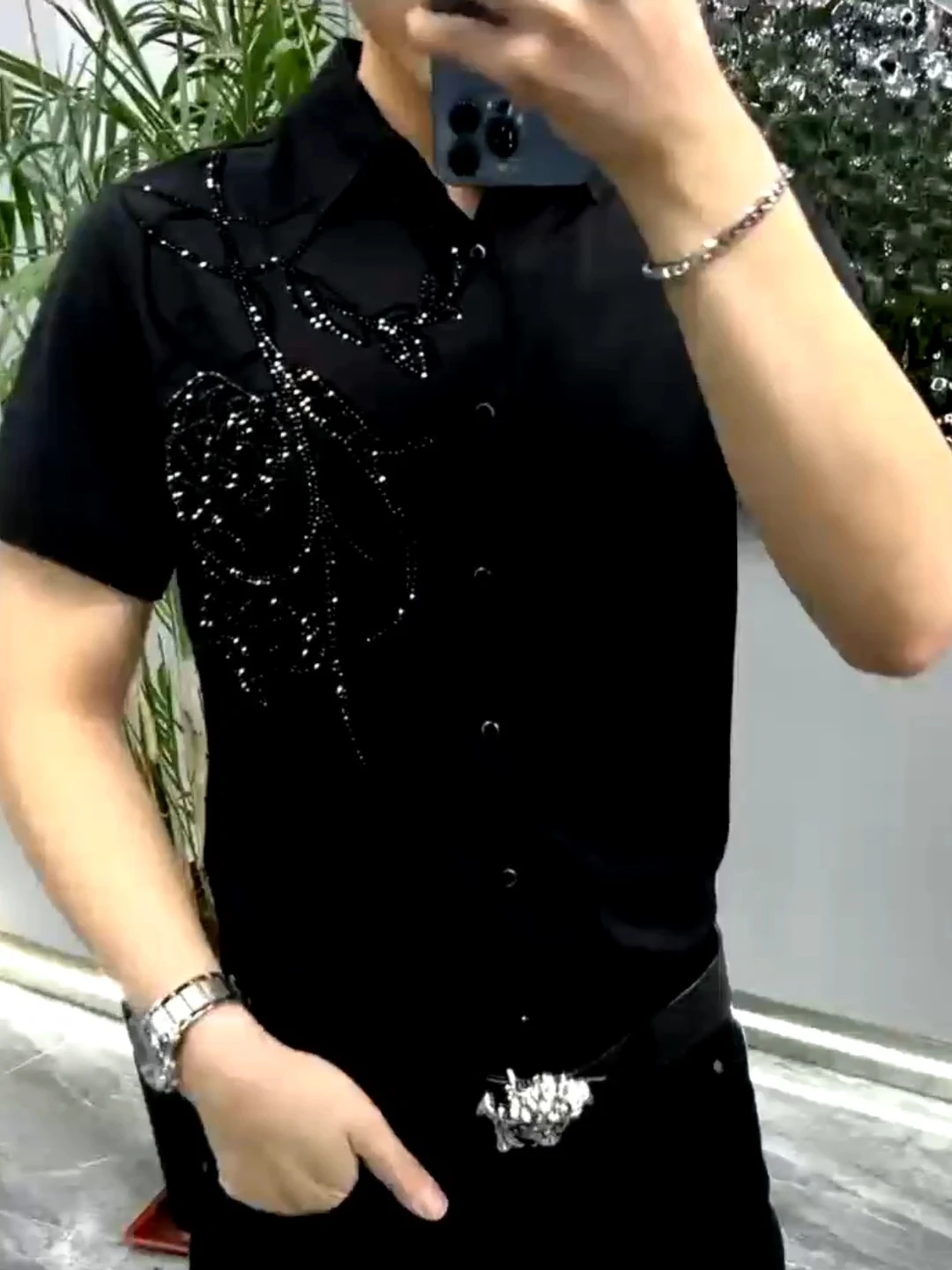 

Men's Summer Fashionable Comfortable Short Sleeve Rhinestone Embellished Shirt Elastic Slim Fit Youthful Trendy High Quality