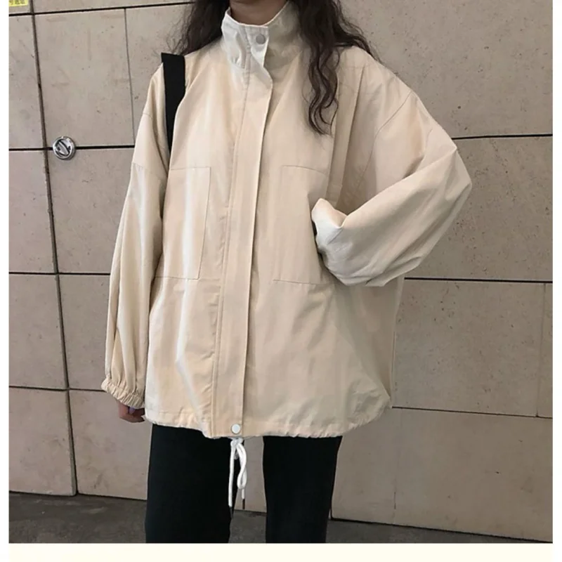 Trench da donna 2025 Nuovo stile Harajuku BF Studente versione coreana allentata Versatile lavoro a maniche lunghe Top alla moda