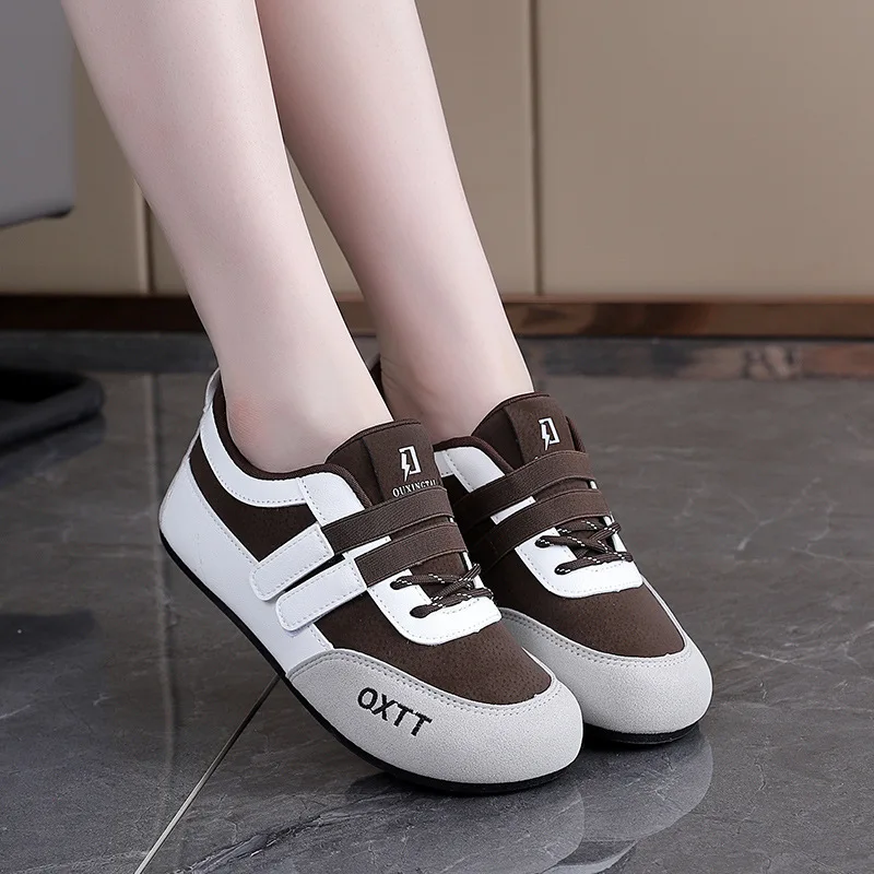 

Women's Retro Velcro round Toe Flat White Sneakers Shallow Opening Single Shoes Style 2025 New De Xun Paired with Skirt