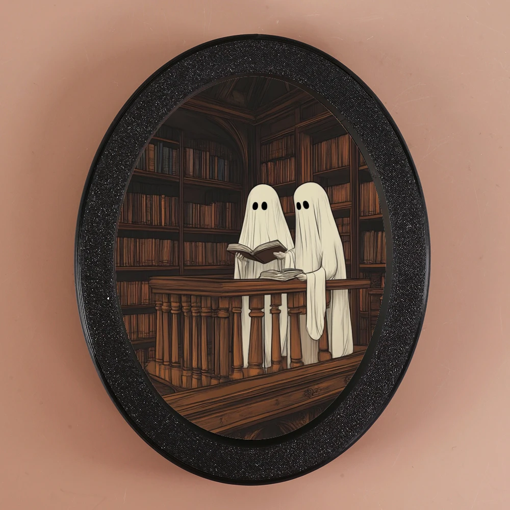 

Цельный призрак - тематическое овальное украшение, черная рамка в стиле ретро, библиотечная сцена, создает литературную и тихую атмосферу, подходит для
