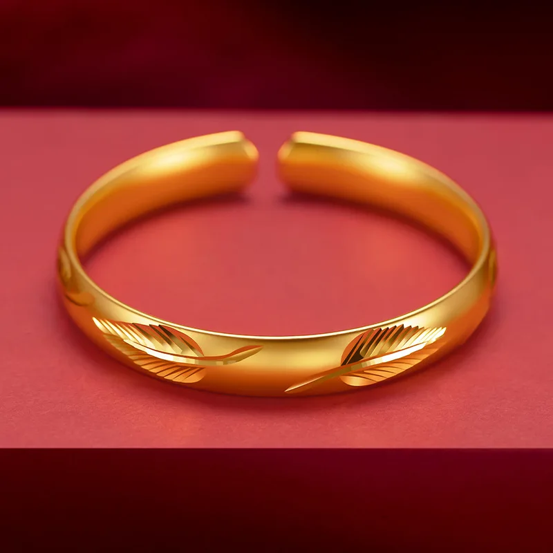 

Women's 24K Gold Ancient Feather Bracelet, AU999 | Zircon-accented feather tips, glamorous statement of opulent elegance.