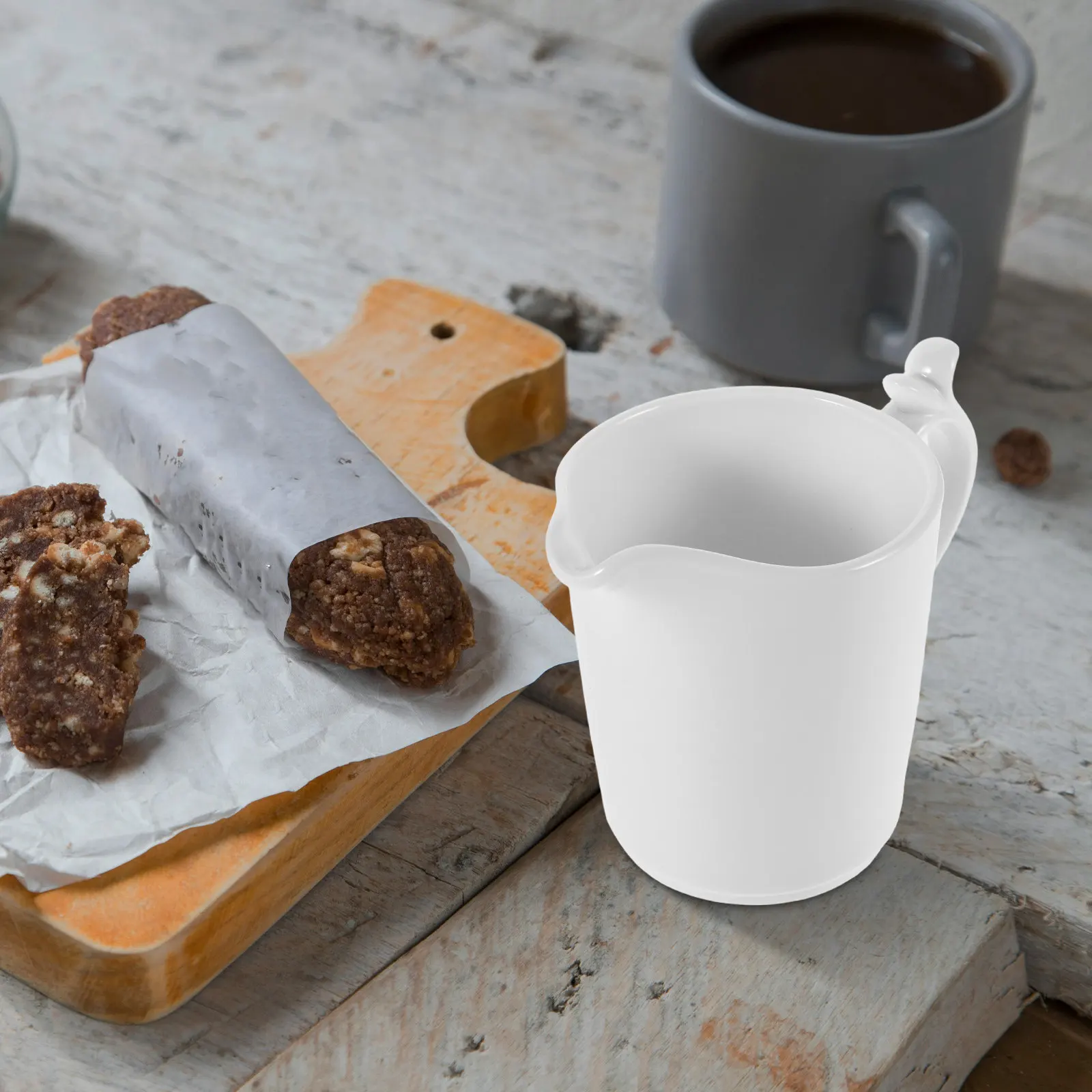 European Vintage Ceramic Milk Jug 260Ml Small Creamer Pitcher Coffee Latte Frothing Art Syrup Dispenser Ceramic Milk Jar