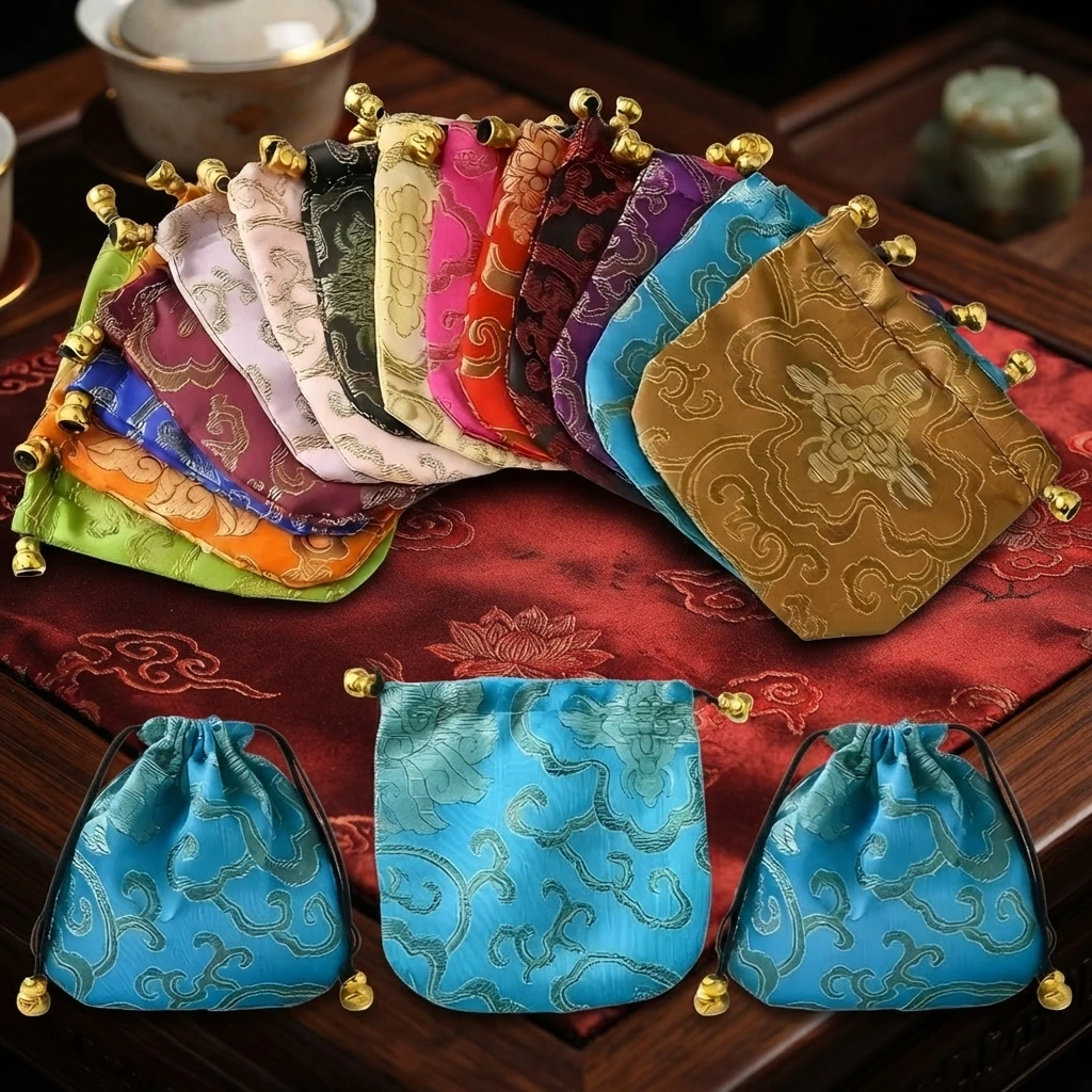 Chinese Style Silk Brocade Jewerly Storage Bag Jewelry Packing Pouches for Necklace Earrings Jewelry Packaging Jewelry Organizer