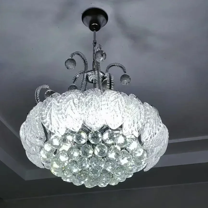 Modern Luxury Leaf Crystal Chandelier LED Lighting in Gold/Silver for Living Room Villa Church with E14 Bulb Fixtures  Lobby