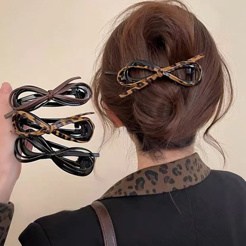 Nowa skręcona spinka do włosów PU Bow Barrettes Duży rozmiar spinki do włosów Plastikowa spinka do włosów Słodkie codzienne nakrycia głowy Damskie akcesoria do włosów