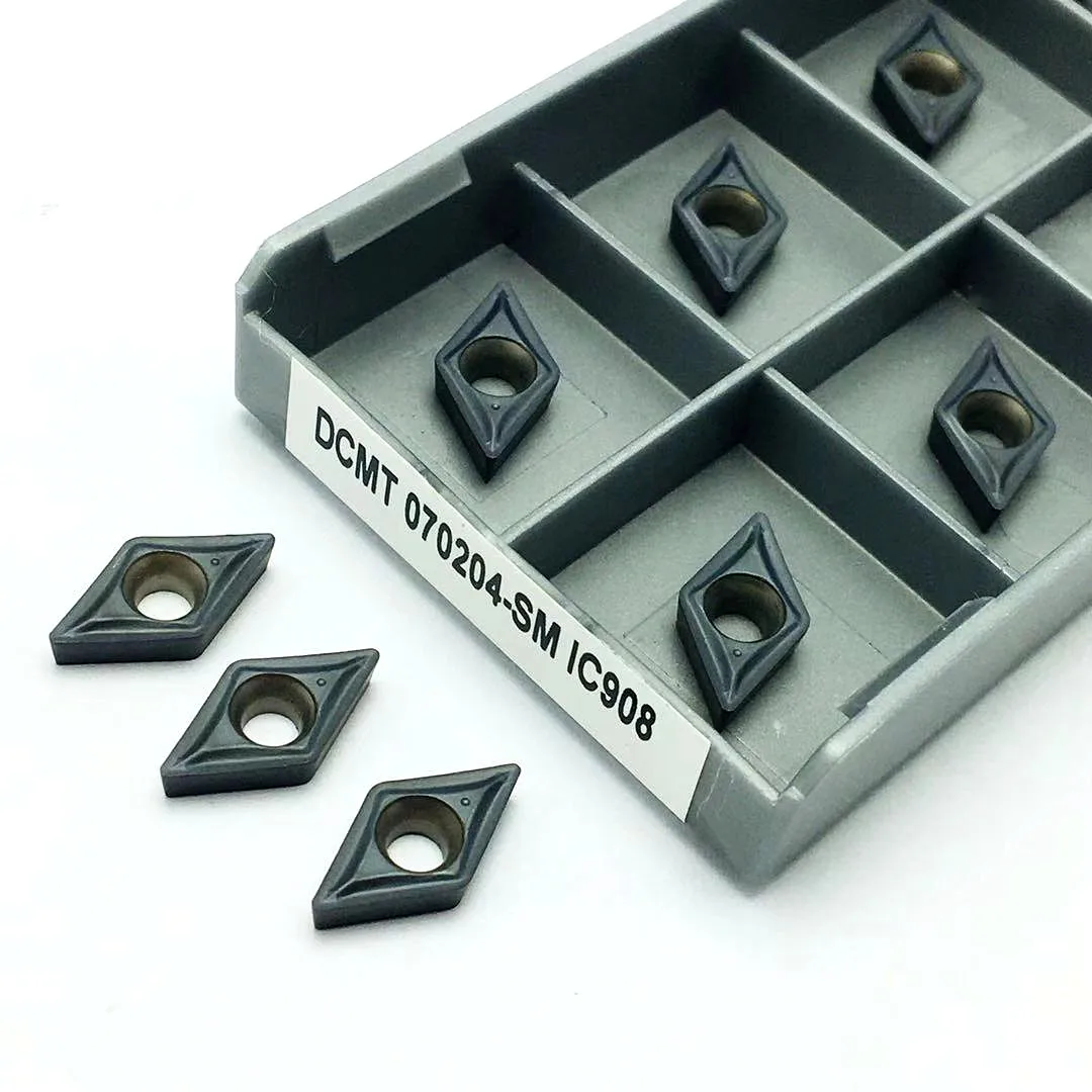 Inserto per tornitura DCMT070204 VP15TF /UE6020/US735 utensile per tornitura esterna utensile per tornitura di metalli strumento di alta qualità DCMT 070204