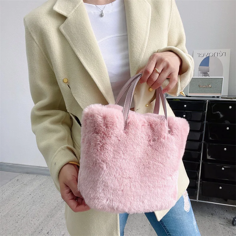 Winter Faux Fur Plush Tote Bag Fashion Large Capacity Bucket Handbag Shoulder Bag For Women Gray Pink White Daily Shopping Bag