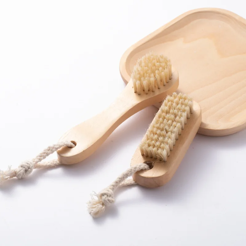 1pcs Cleansing Brush Wooden Handle Dry Facial Bath Brush with Lanyard Smoothing Exfoliating Brush Skin Care