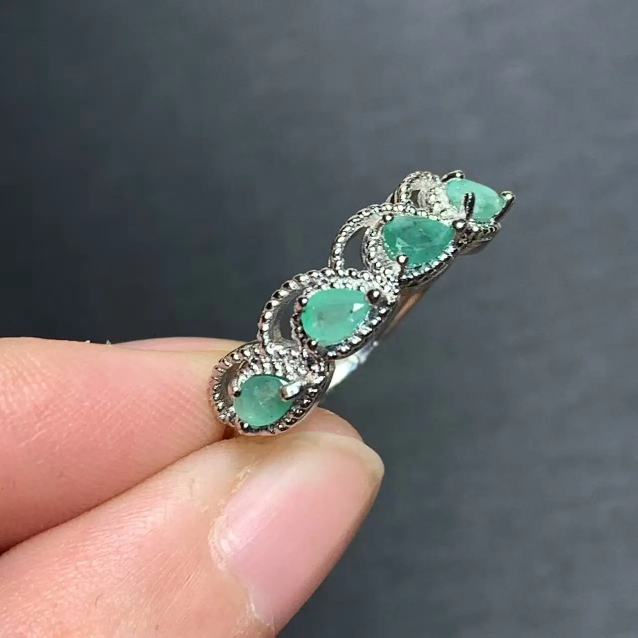

LEAF Natural Emerald Ring Adjustable Female Classic Ring Jewelry for Women Gift Wholesale High Quality Vintage Fine