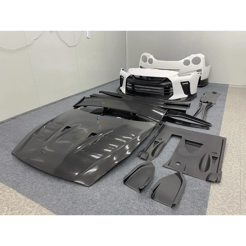 High Quality Top Secret Style Carbon Fiber Hood for GTR R35