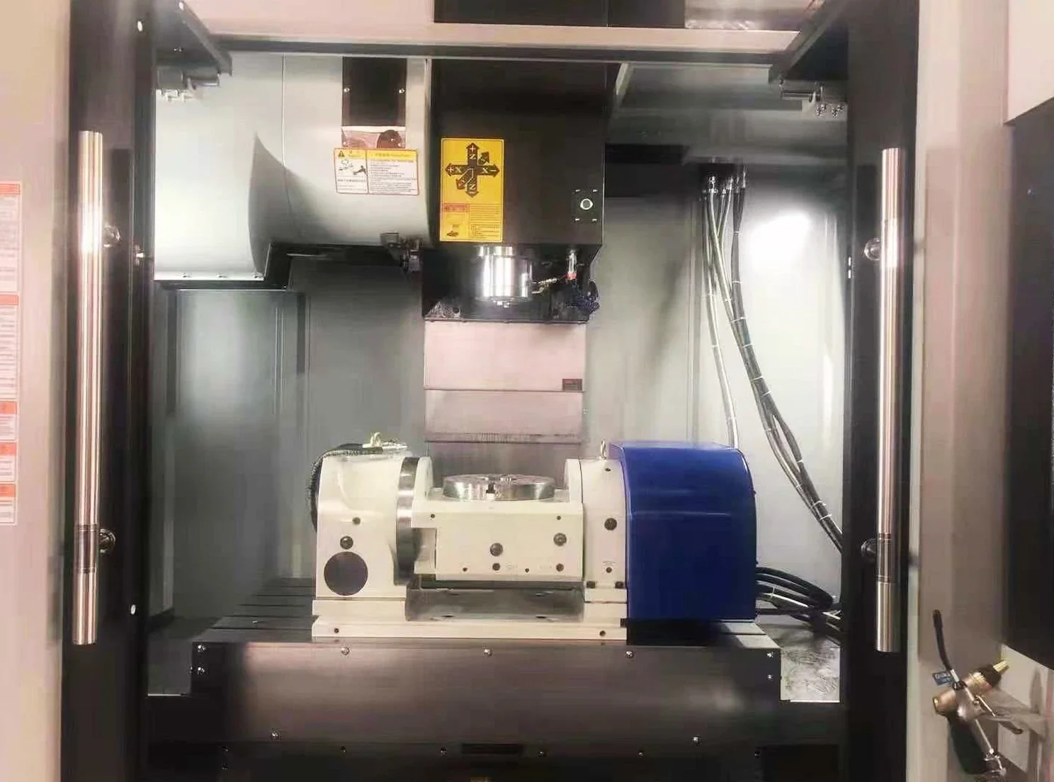 VMC640 VMC650 VMC850 VMC855 VMC1160 VMC1370 Aluminum 5 Axes Vertical Metal CNC Frame Machine 3 Axis Machining Center