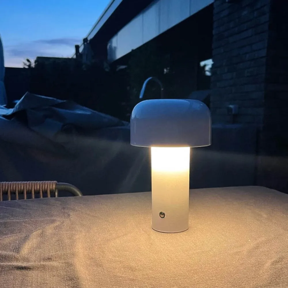 Kreative Pilz Tisch Lampe Nordic Lade Touch Atmosphäre Nacht Licht Metall Desktop Dekoration Schlafzimmer Tisch Lampe Heißer