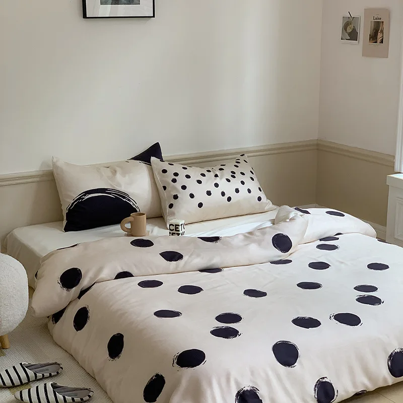 

Customizable Summer Naked Sleeping Simple Premium Bedding Cool 1.8