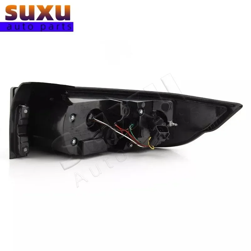 Left/Right OEM  LR058817 LR058816 Rear Light Tail Signal Lamp For Land Rover Range Rover Evoque L538 2011 2012 2013 2014 2015