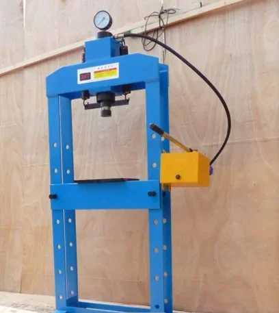 Hydraulic press machine manual H frame hand work