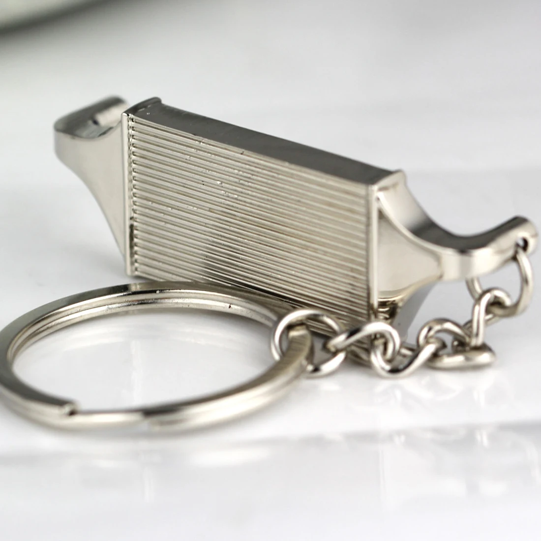 Intercooler Keychain Creative Accessories Hot Sale Auto Part Radiator Keyring Water Tank Key Chain Ring Keyring Keyfob Pendant