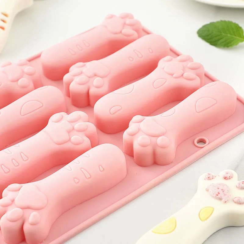 8 Cartoon Cat Claw Silicone Chocolate Mold DIY Baby Supplementary Food Mold Tooth Grinding Tool Handmade Soap Mold Biscuit Mold