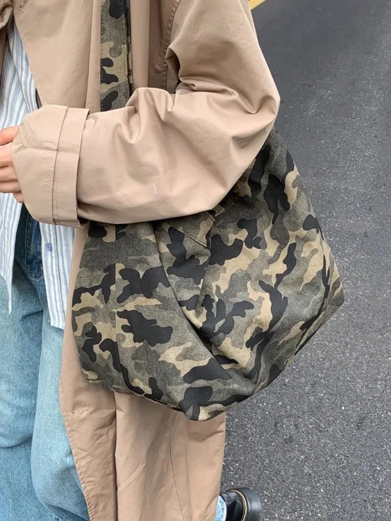 

Повседневная вместительная холщовая сумка-тоут женская, новинка 2025 года, осенне-зимняя, в стиле ретро, универсальная, на одно плечо, с камуфляжным и леопардовым принтом