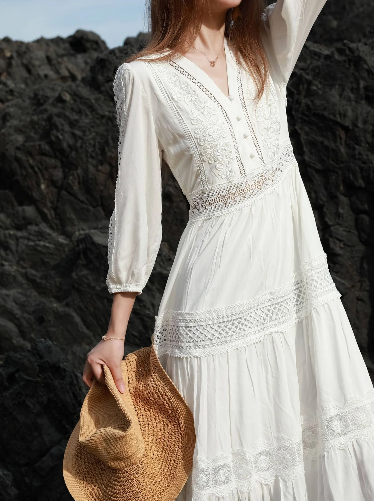 Long Sleeve Boho Beach Lace Dress for Women V-neck Floral Embroidery 100% Cotton White Summer Dresses Vintage Ladies Vestidos