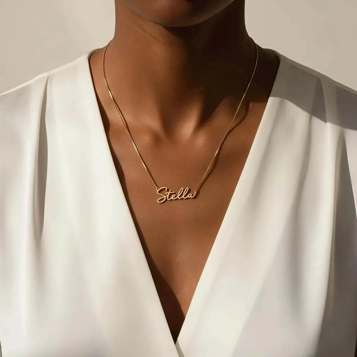 

Индивидуальное золотое колье с именем в каллиграфическом стиле, изящная цепочка, персонализированный нежный кулон, гравированное украшение, минималистичный подарок для девушки