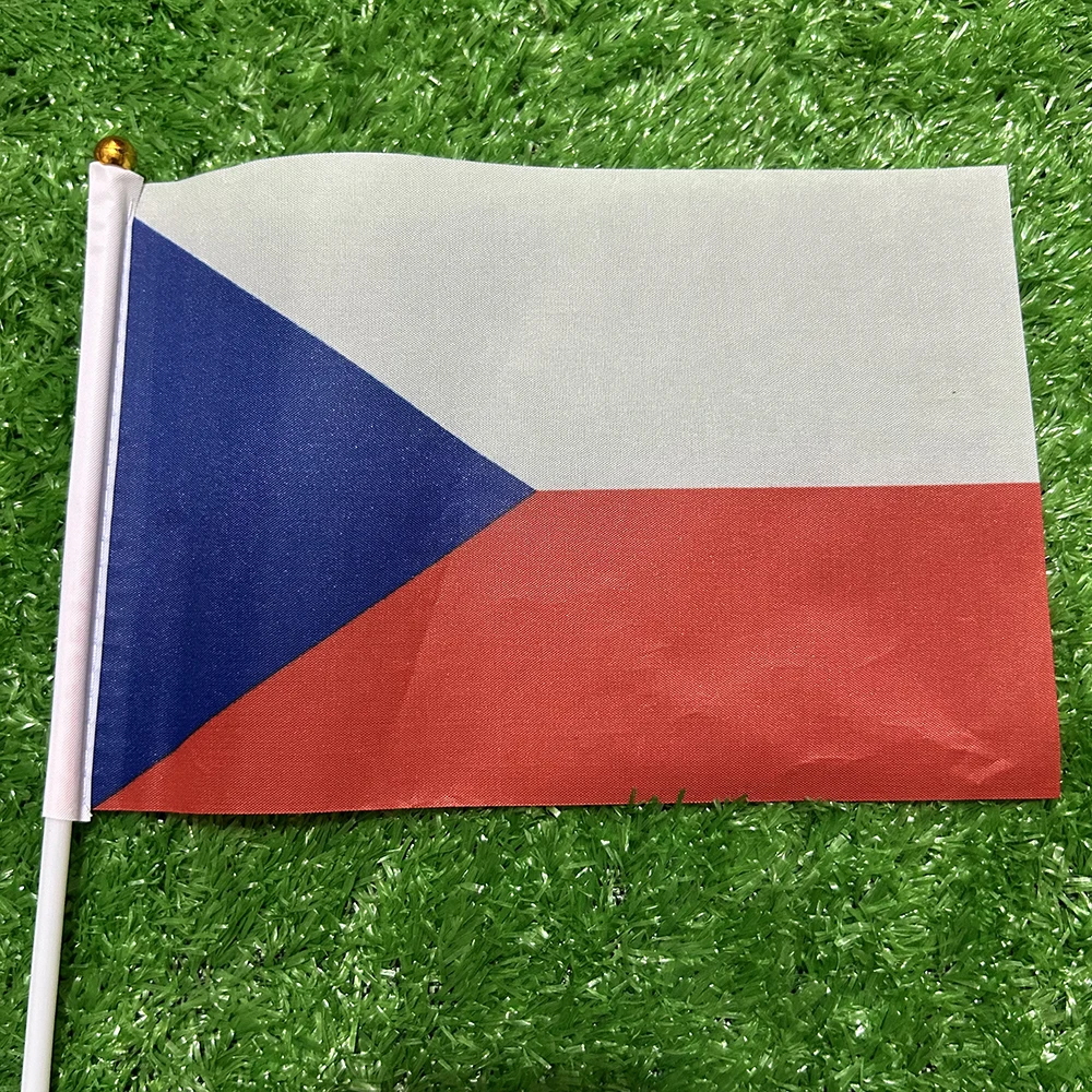 (SKY FLAG) Tschechische Handflagge, 10/20/50 Stück, 21 x 14 cm, tschechische Handflaggen zum Schwenken, mit Kunststoffstange, für Sportveranstaltungen und zur Dekoration im Haus. – Detail 4
