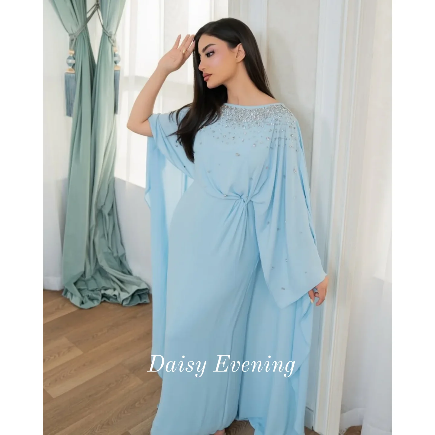 Blaue Perlenbesatz-Chiffon-Abschlussballkleider, O-Ausschnitt, plissiert, bodenlange Abendkleider, maßgeschneiderte ärmellose Hochzeits-Party-Kleider
