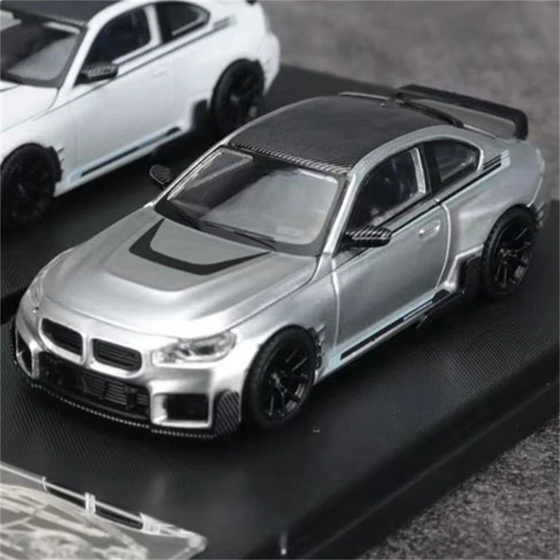 

Fei xiang FX 1:64 M2 Die-Cast Car Model Miniature Gifts