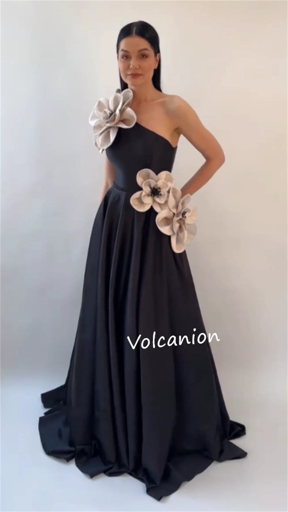 カスタマイズされたジャージアップリケビーズ A ラインストラップレスロングドレスオーダーメイドの機会イブニング絶妙なフォーマル高品質