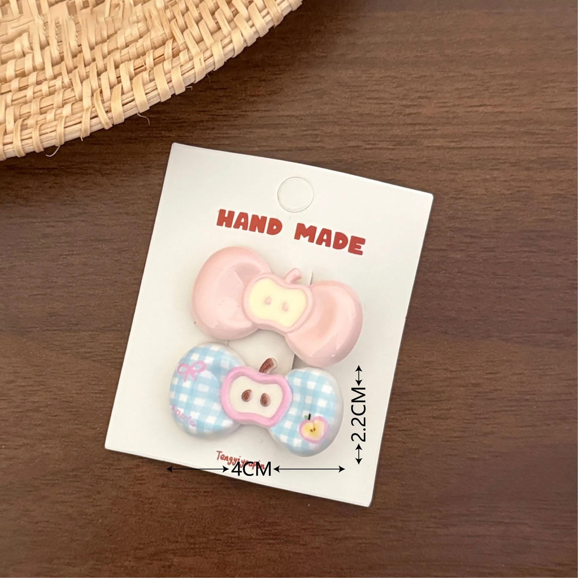 2/6 Stück kreative, niedliche Apfel-Haarspangen-Kombination, vielseitige Pony-Clips, Haarspangen für den Seitenansatz, temperamentvolle Haarspangen, Kopfschmuck – Detail 2
