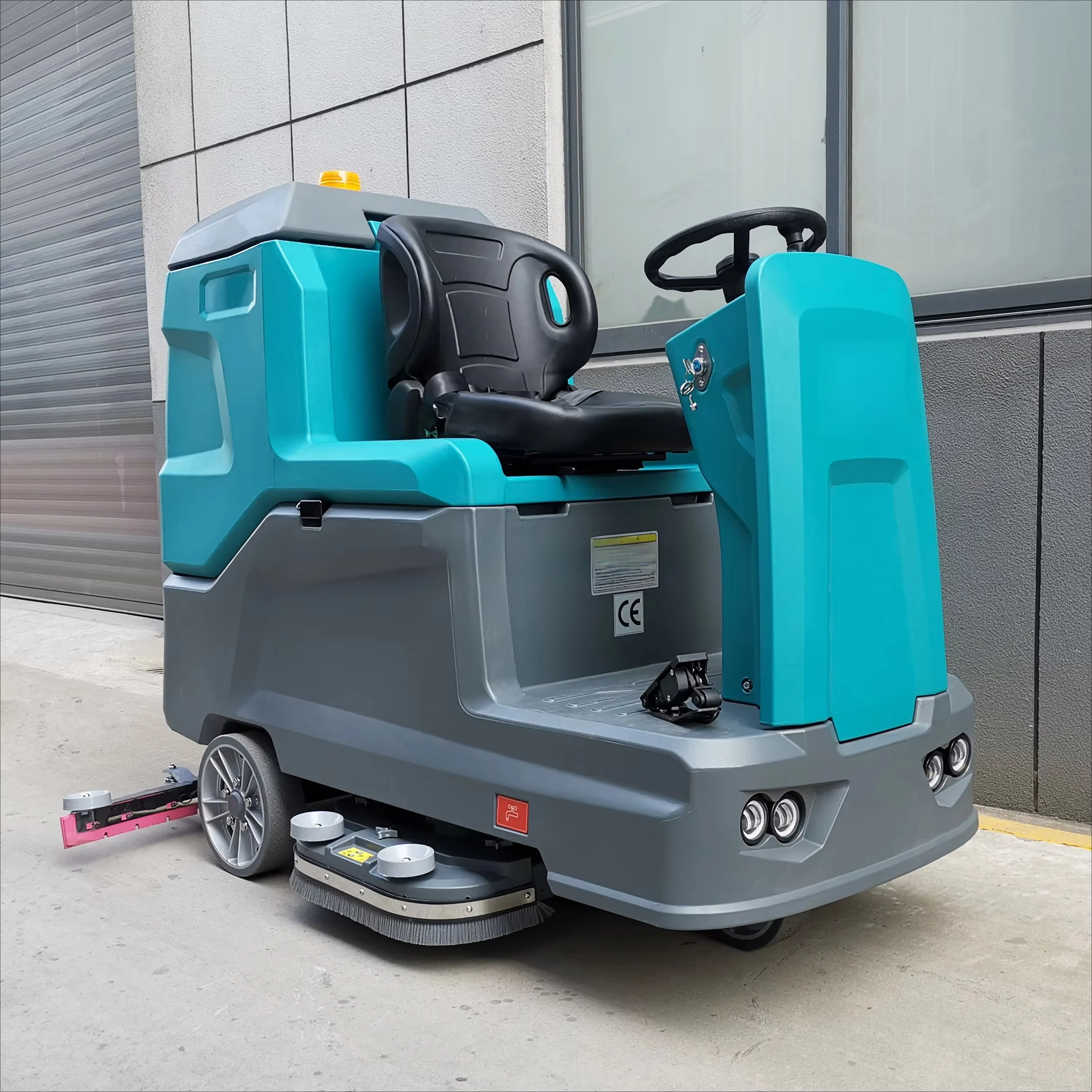 KW-1050 معدات التنظيف الصناعية غسالة الأرضيات ركوب كبير على آلة تنظيف الأرضيات لغسل أرضيات البلاط