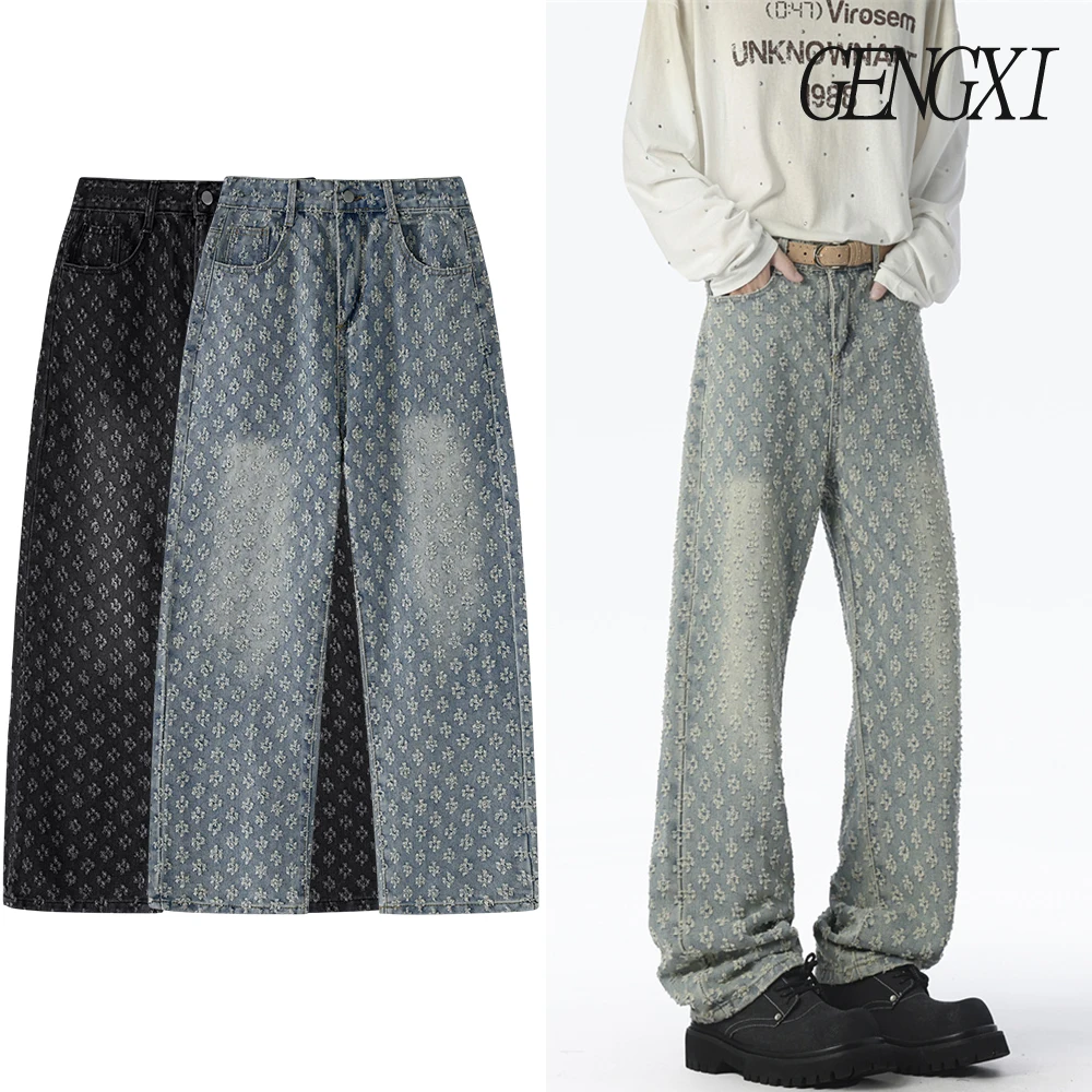 

Men's Jacquard Design Slightly Flared Denim Trousers High Street Washed and Distressed Straight Leg Casual Trousers Streetwear