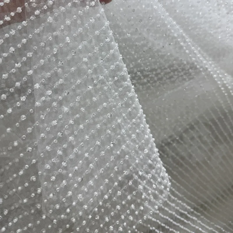 

Кружевная ткань премиум-класса в вертикальную полоску с бисером — идеально подходит для свадебного платья своими руками, вечерней одежды, свадебных нарядов и украшения одежды