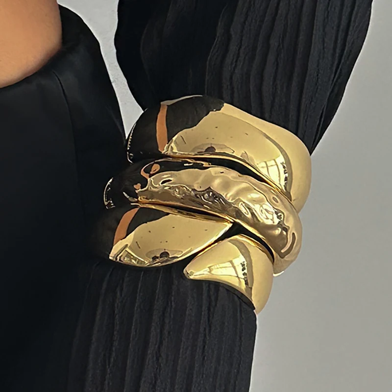 SHIXIN Punk Geometric Gold Color Wide Spring Bangles for Women Exaggerated Heavy Metal Irregular Chunky Bracelet Rock Jewelry