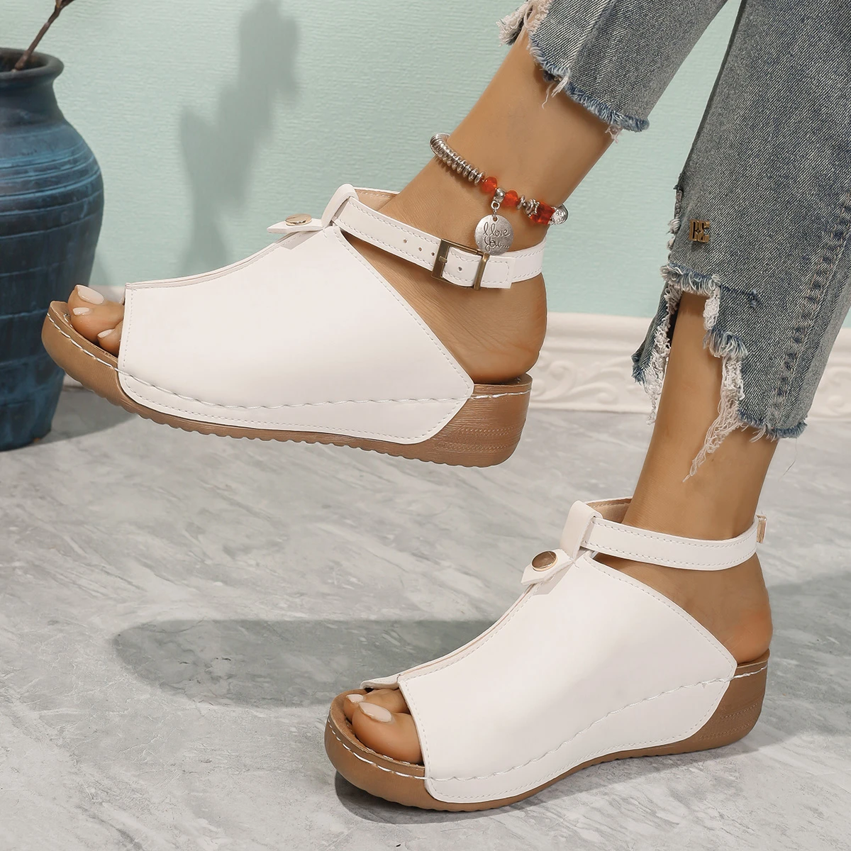 

Shoes for Women 2025 Sandals Summer Medium Heel Ladies Shoes on Offer White Heels Luxury Fashion New in Platform Sneakers Light