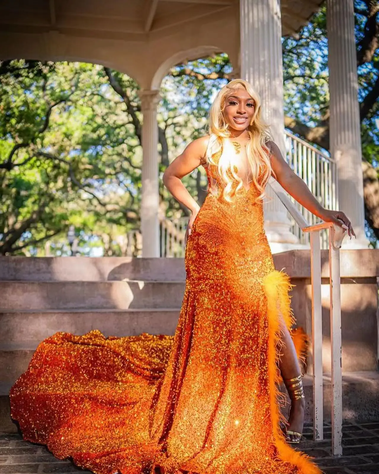 Orange Crystal Mermaid Prom Dresses Long for Women 2025 Sheer Crew Neckline Beaded Sparkly Sequins Formal Evening Gowns