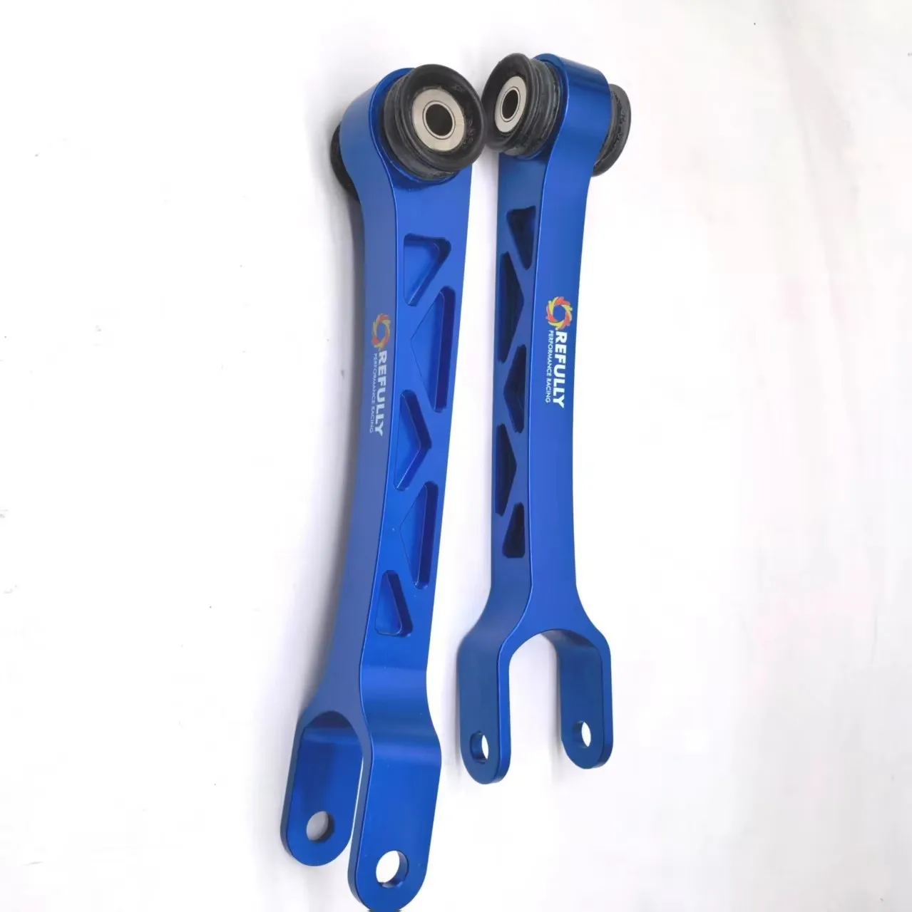 Upgrade Solid Spherical Rear Traction Arm Kit for Tesla Model 3 and Model Y
