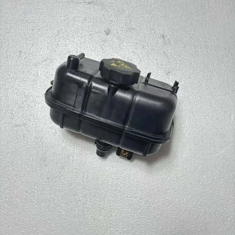 High-quality For 2018-2023 JL Wrangler w/ 2.0L Engine Coolant Reservoir 68364312AC car accessories