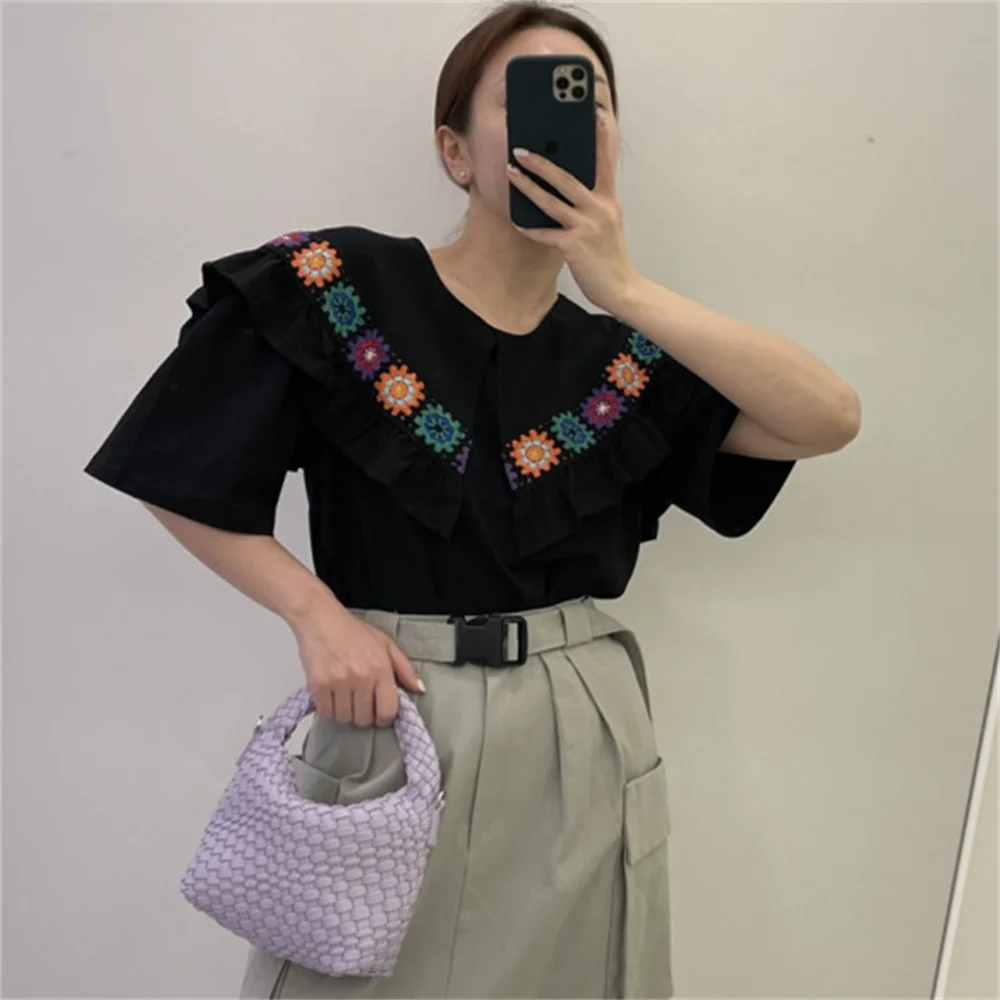 Nuova maglietta per le donne top stampati in 3D vestiti per ragazze camicetta a maniche corte oversize con scollo a V estivo donna Harajuku Pullover Tees