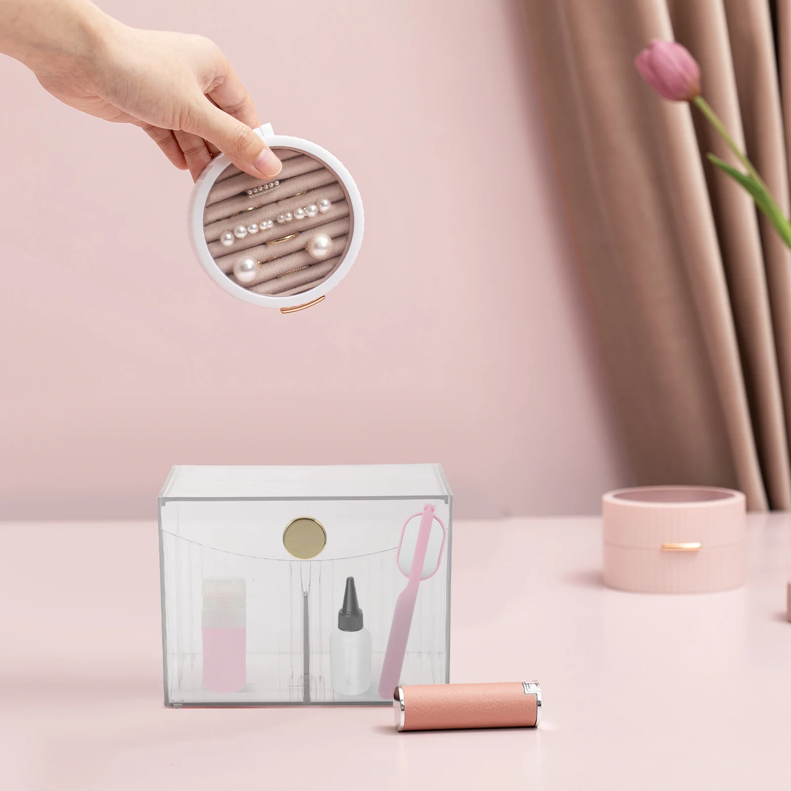 

Lipstick Storage Box Desktop Organizer Small Lid Case Cosmetics Holder Makeup Display Rack Plastic Organizer Makeup Organizers