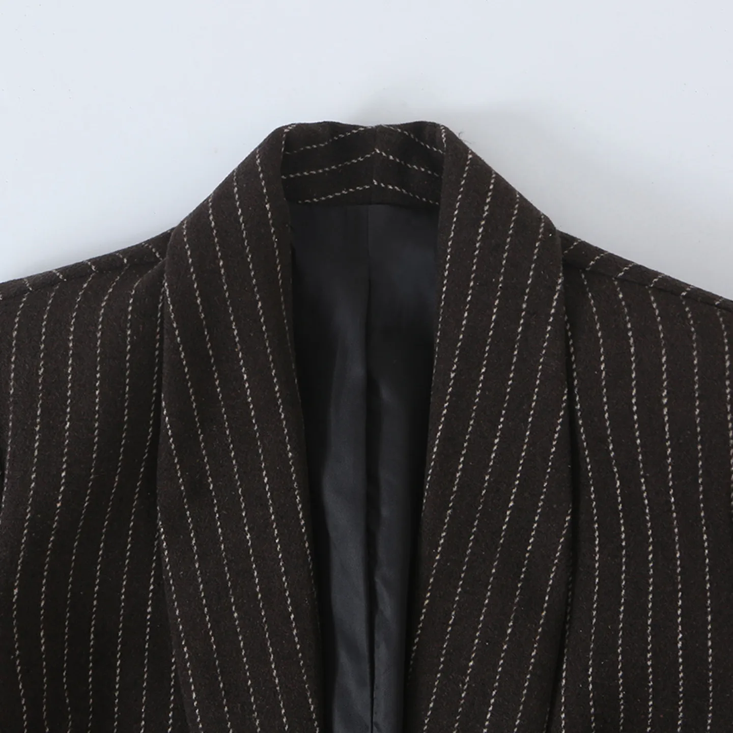 Fashionable Striped Long Sleeve Unbuttoned Suit Jacket Women's Autumn 2026 New Arrival Versatile Collared Outerwear