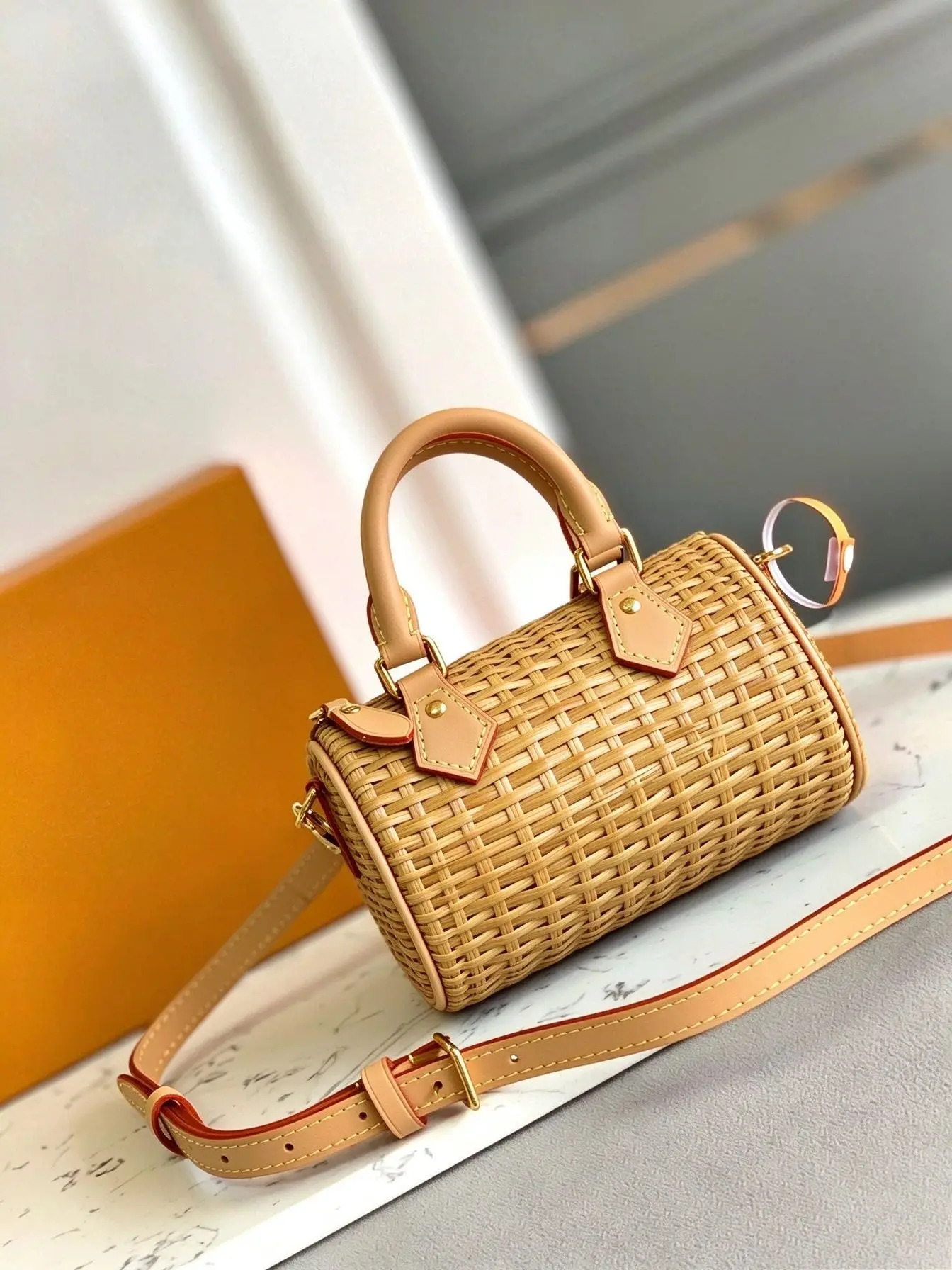 Luxury Women Mini Barrel Bag Designer Crossbody Purse Top Handle Handbag Detachable Strap Ladies Gift Bag