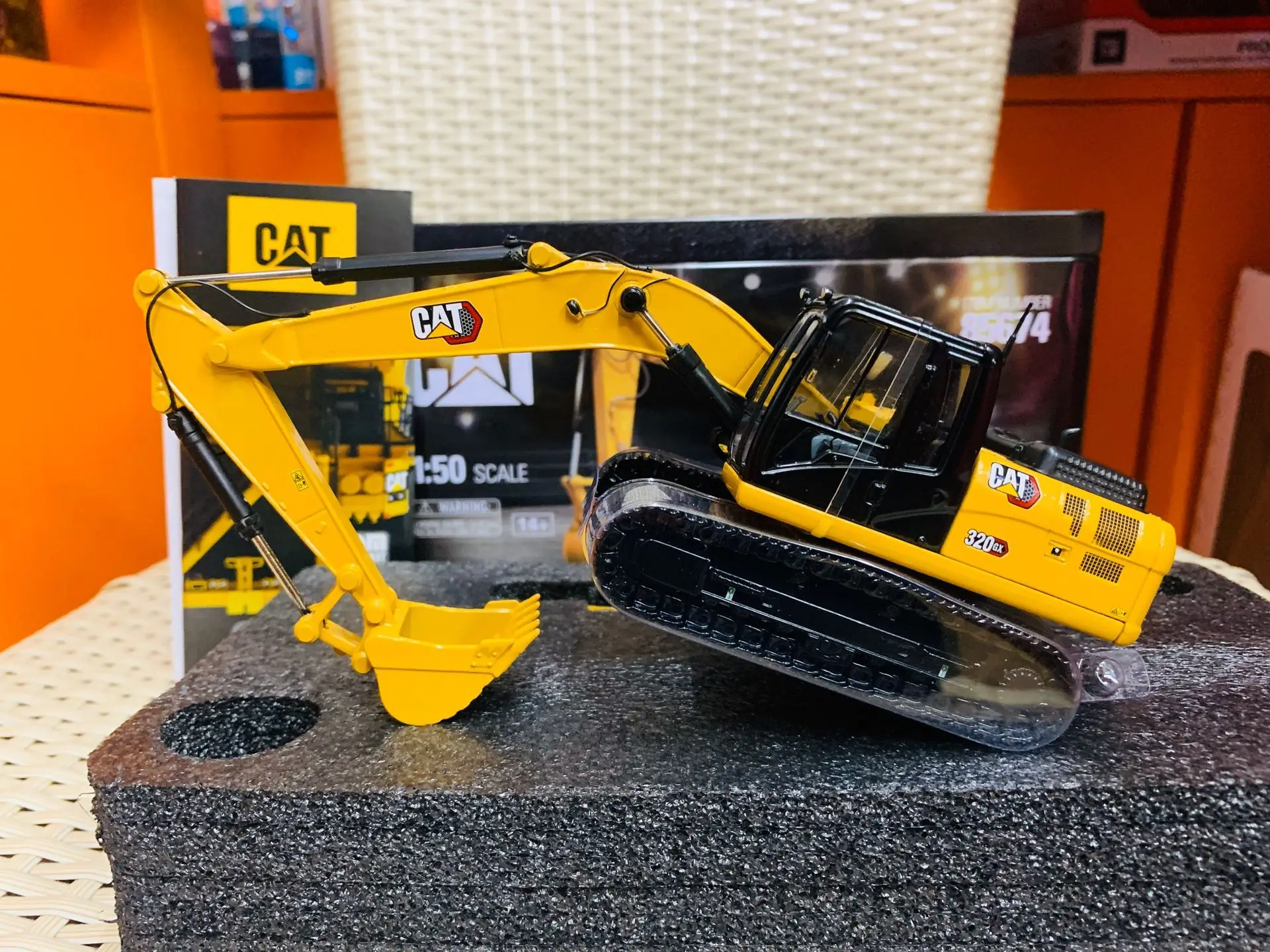 320 GX Hydraulic Excavator 1:50 Scale Metal Model By DieCast Masters DM85674