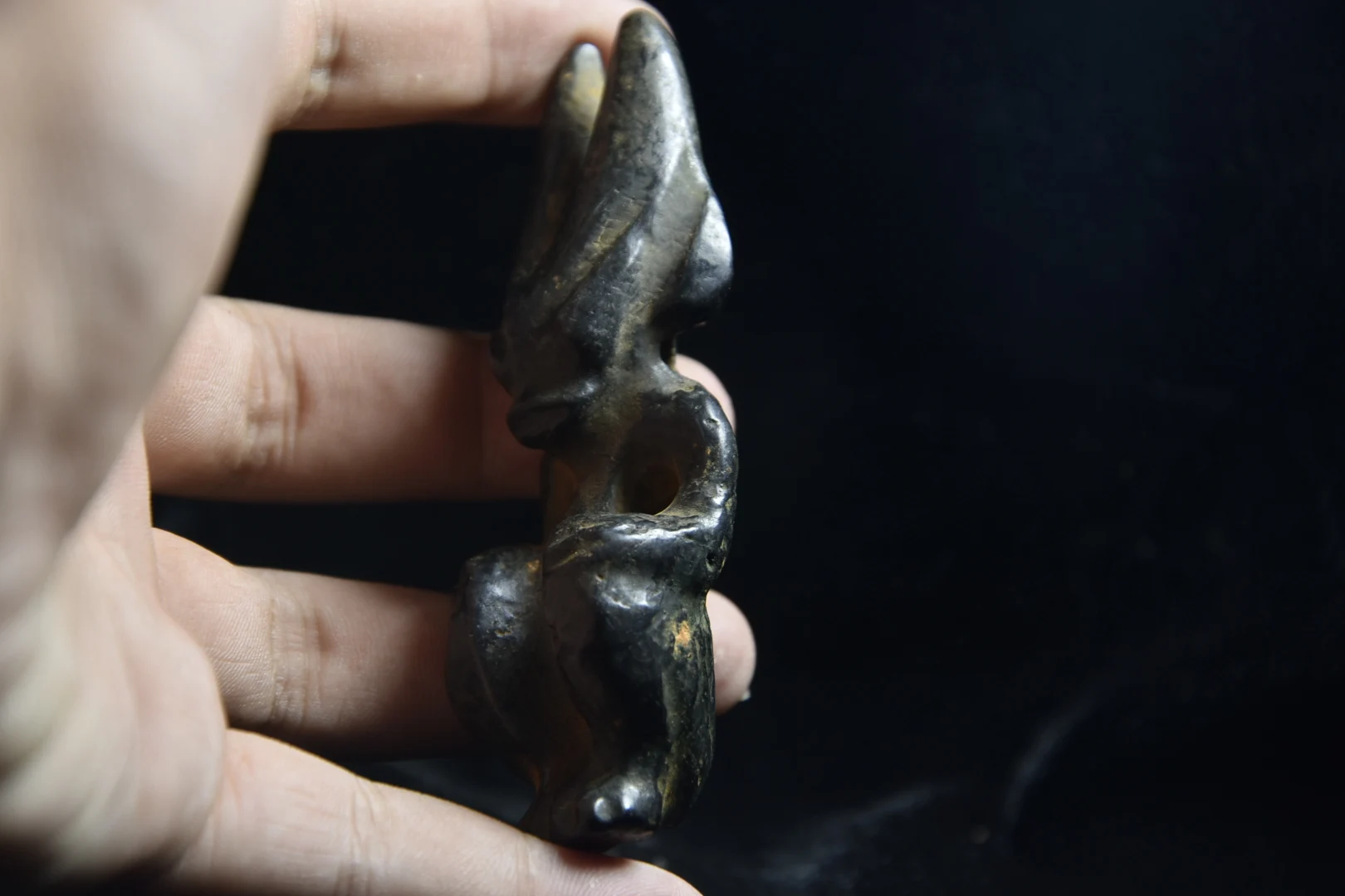 Chinese Red Mountain Culture Meteorite Iron Retro Jade Sun Man Ornament Talisman Pendant