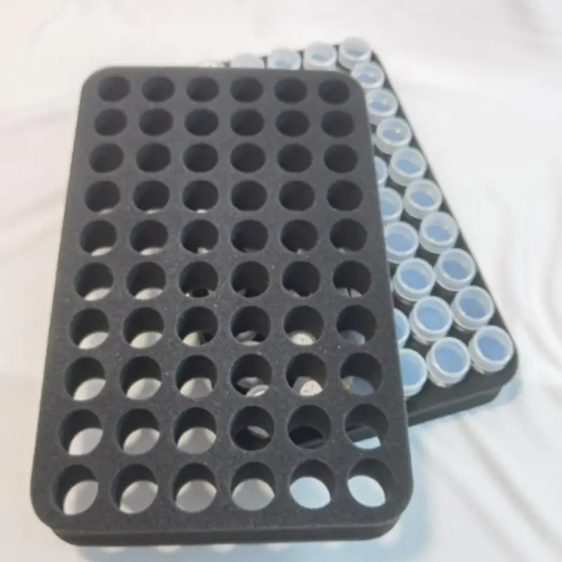 Almofada de espuma com 60 espaços, divisor inferior removível, contém 60 garrafas de 15 ml/10ml de esmalte ou óleo essencial