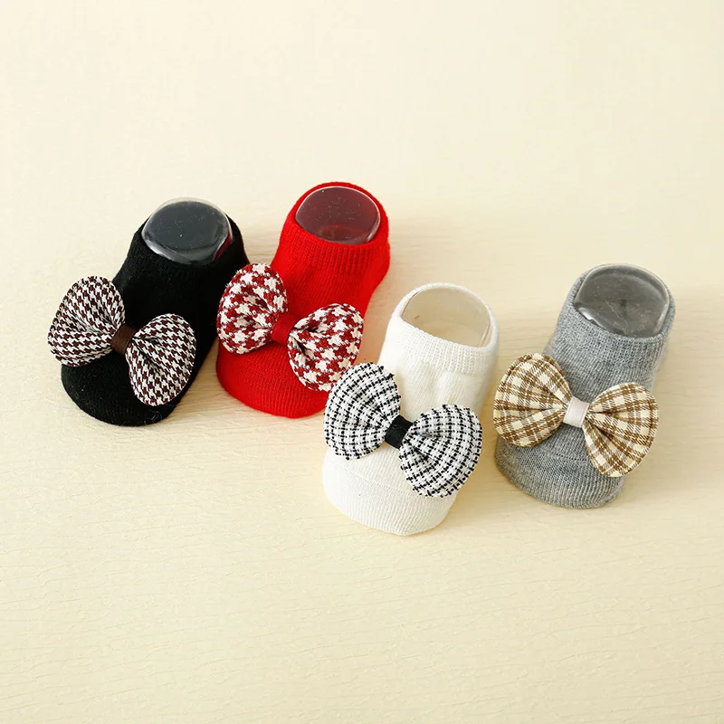 

Детские носки-лодочки в клетку с бантом для девочек 0-1 лет, весенне-летние короткие носки, противоскользящие детские носки-тапочки, мягкая дышащая хлопковая обувь