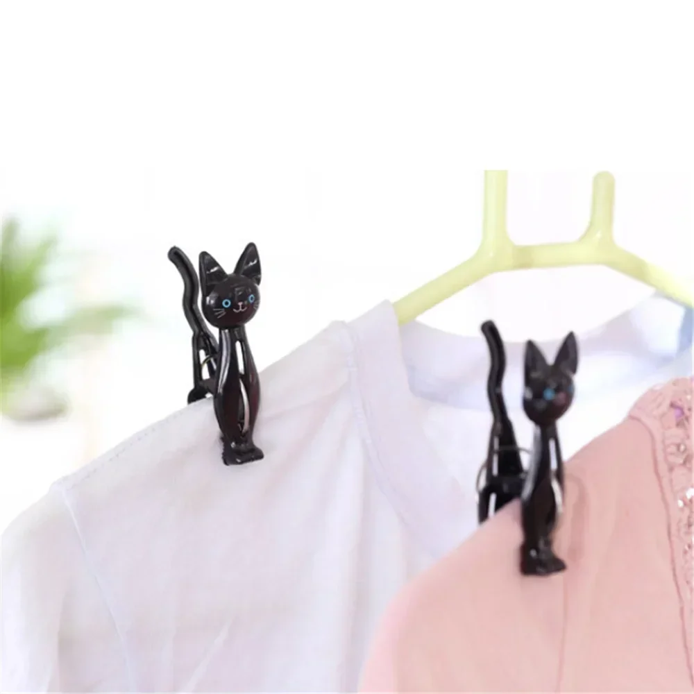 4 Pieces of Japanese Cute Cat Powerful Tanning Quilt Large Clip Hanging Chair Clip Beach Frame Cartoon Chair for Fixed