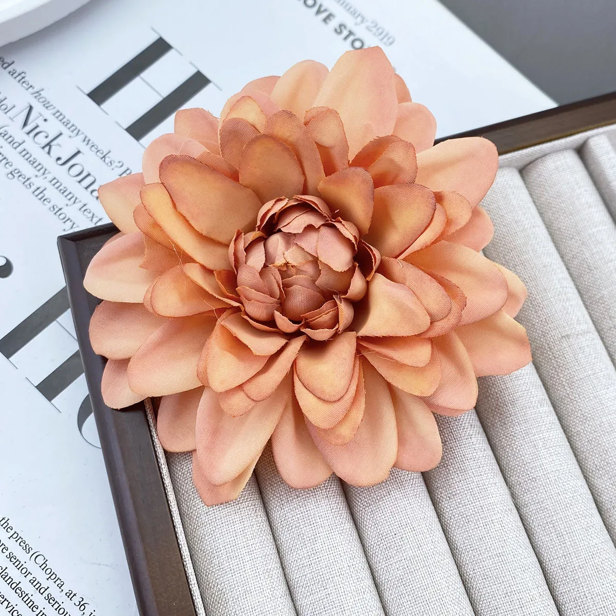 10cm Simulation Flower Multi-layer Three-dimensional Brooch High-end Beautiful and Generous Suitable for Clothing Chest Flowers